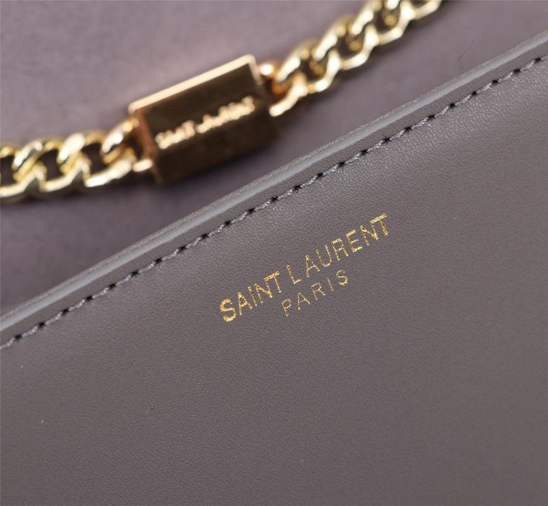 Amelia - YSL Bag - 2581