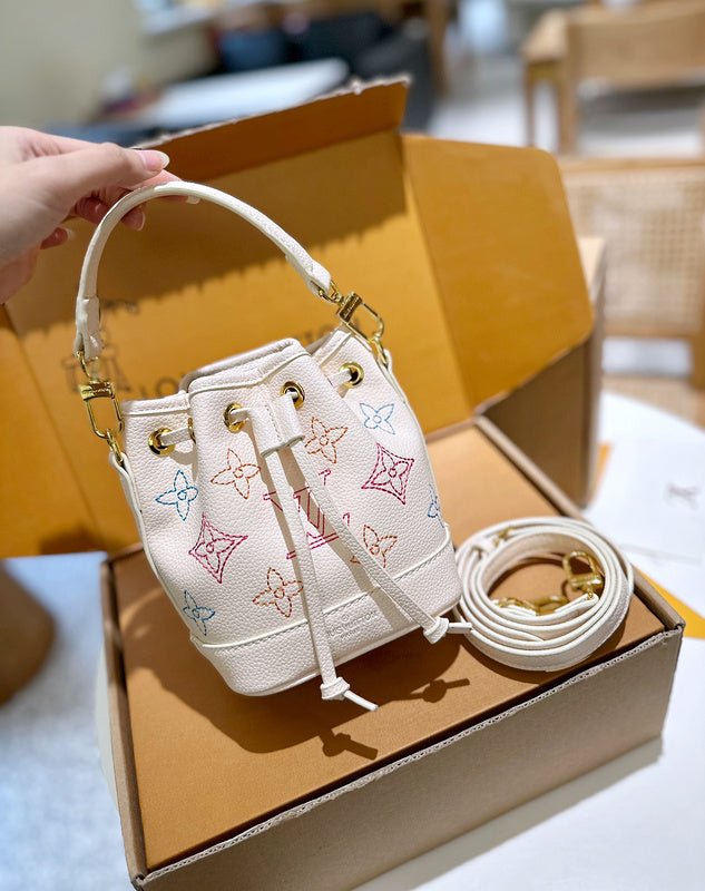Amelia - LV Bags - 14360