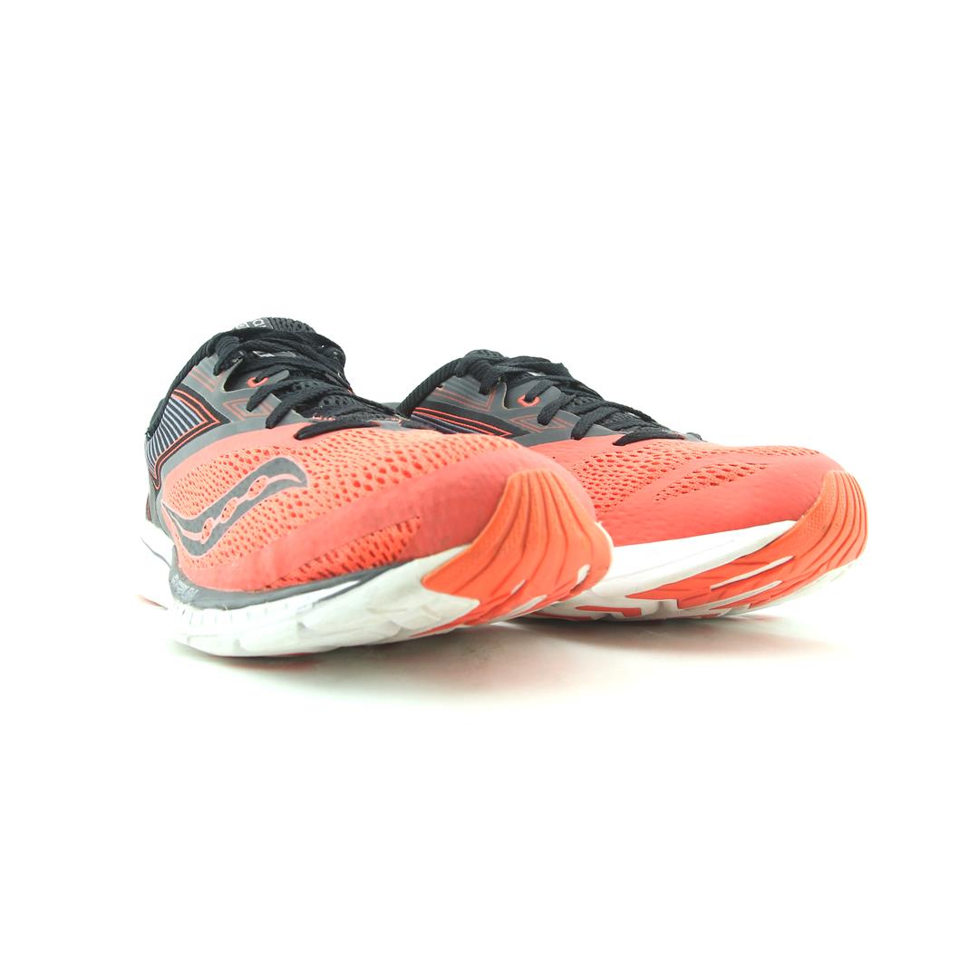 SAUCONY KINVARA 9