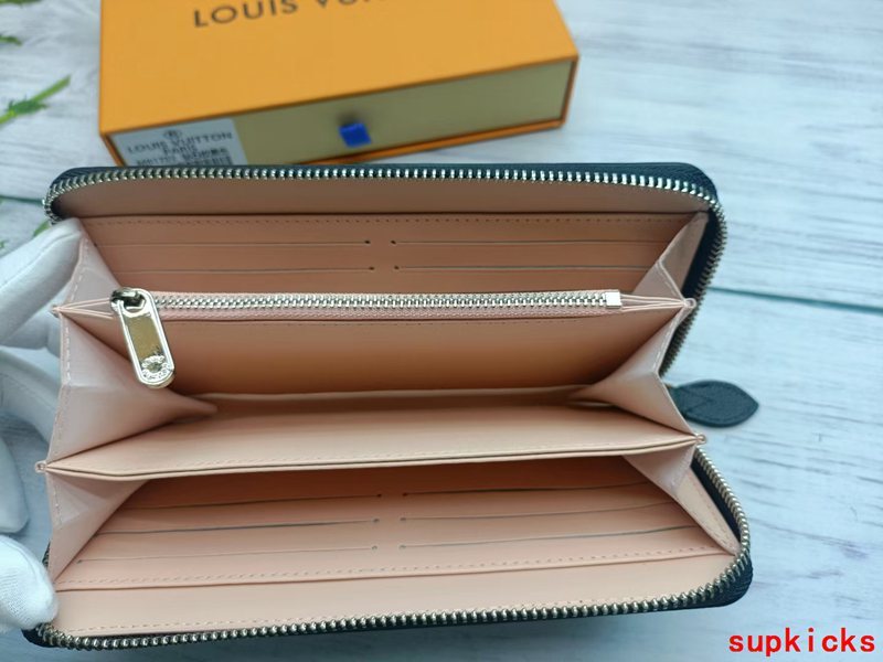 Amelia- Mix Wallets - 687