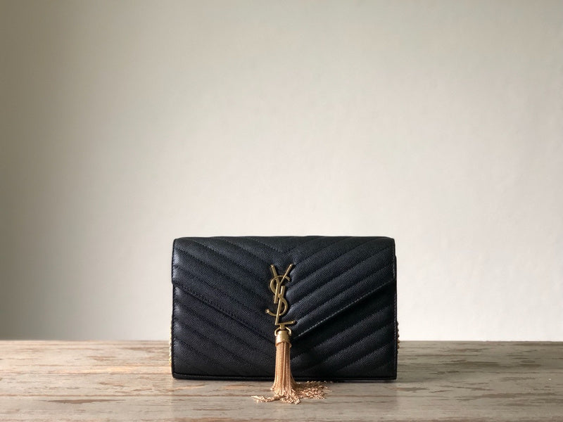 Amelia - YSL Bag - 2261