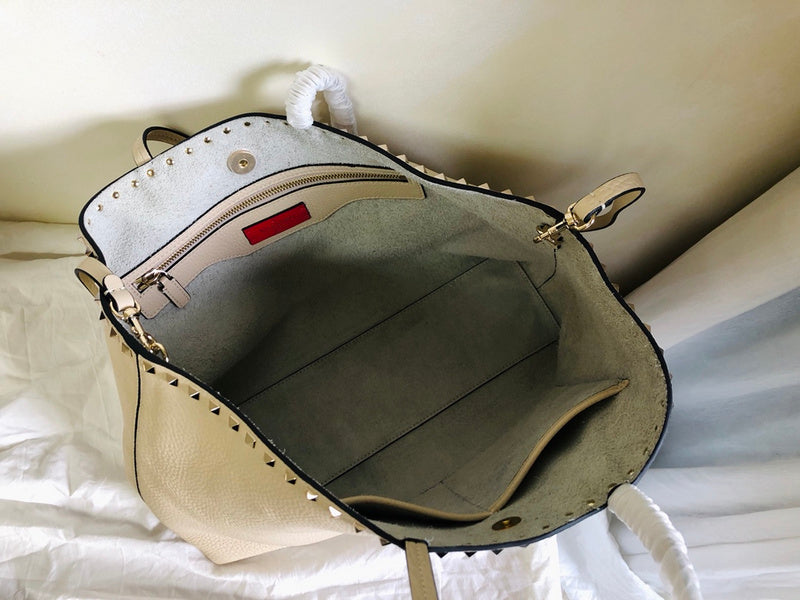 VAL LUXURY BAGS - FOR FASHION LOVERS  AFFORDABLE LUXURY BAGS- 1058