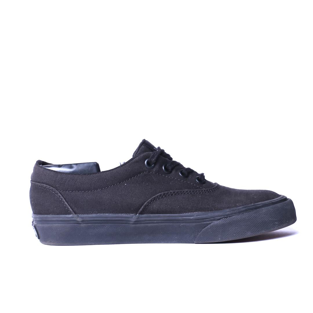 VANS AUTHENTIC