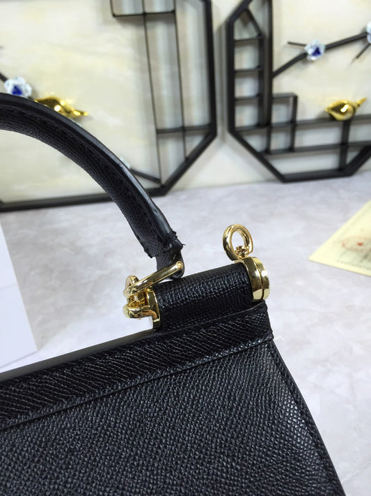 DG Medium Sicily Handbag In Dauphine Black For Women 10.2in/26AmeliaDG  B-Berry - BB 4347A100180999