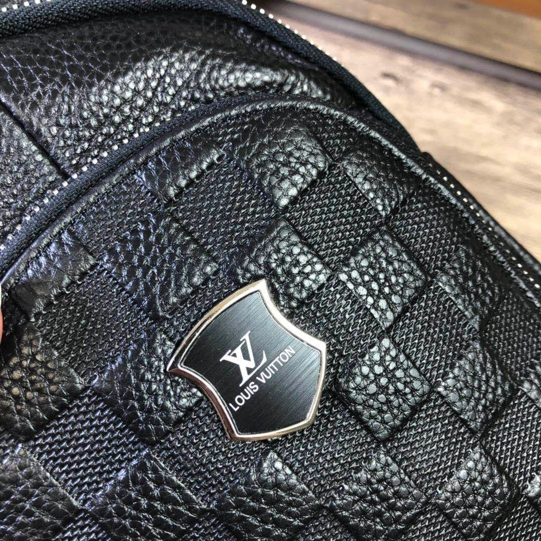 Luxury Handbags Louis Vuitton 170