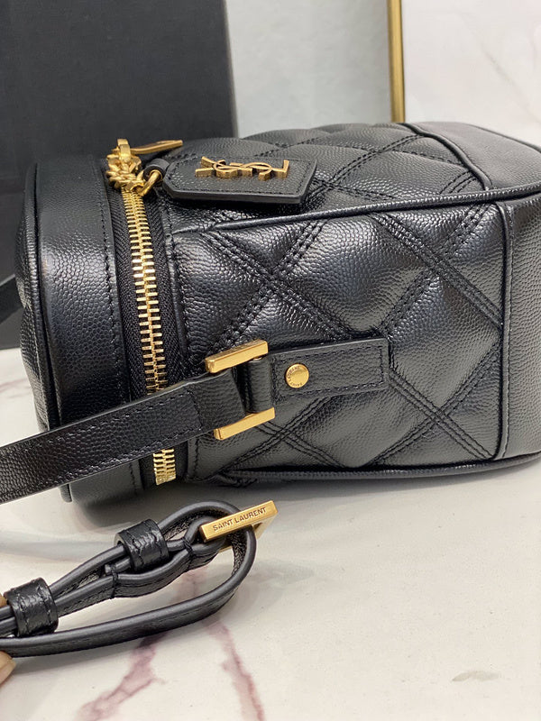 Amelia - YSL Bag - 2133