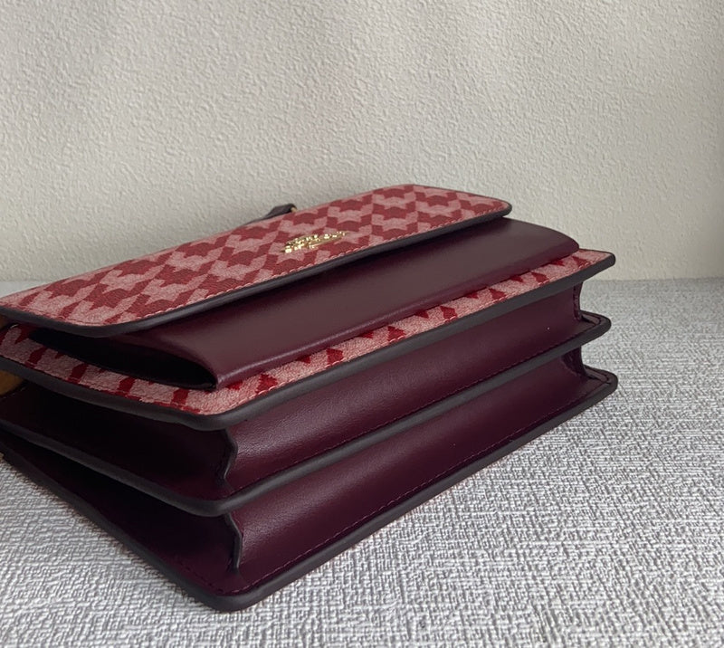 Amelia-i CAH Bags - 121