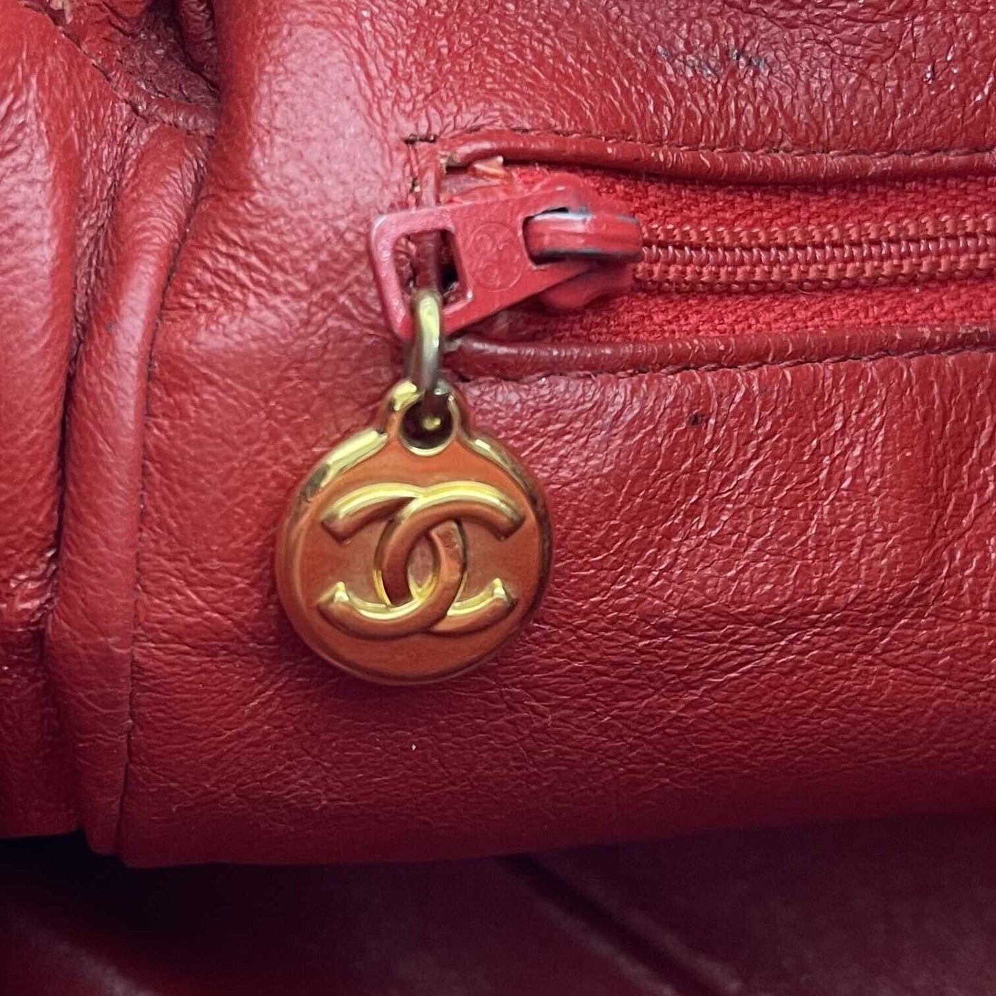 CHANEL   CC Red Lambskin Gold Chain Tassel Camera Bag Crossbody