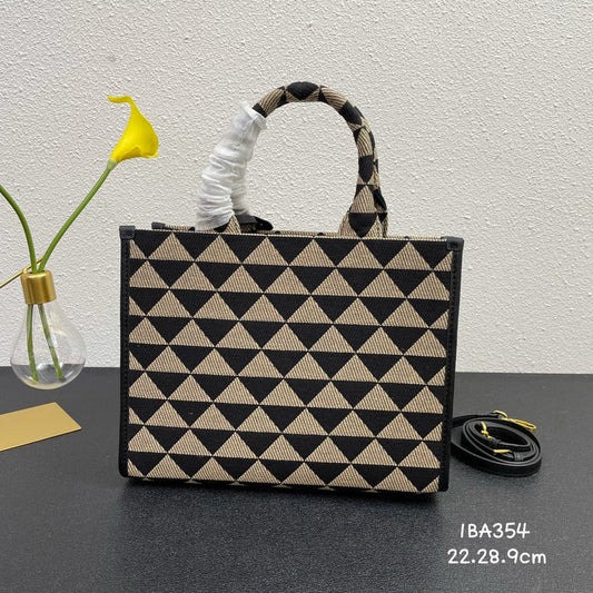 Amelia- PRDA  LUXURY BAGS - 593