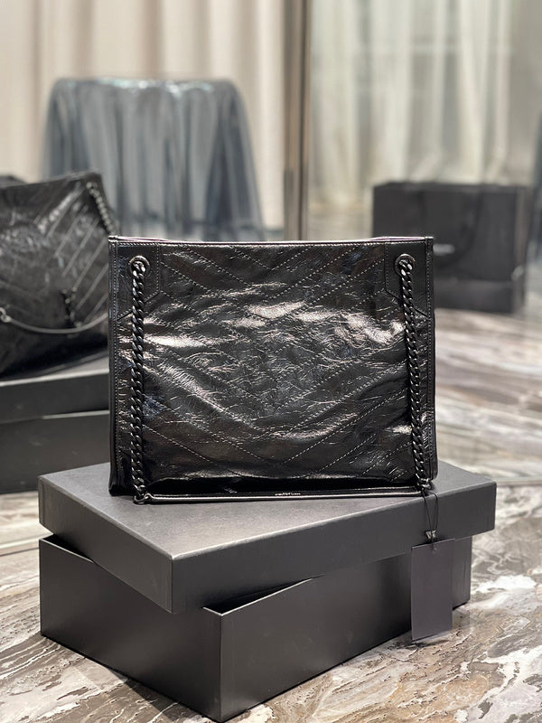 Amelia - YSL Bag - 3949