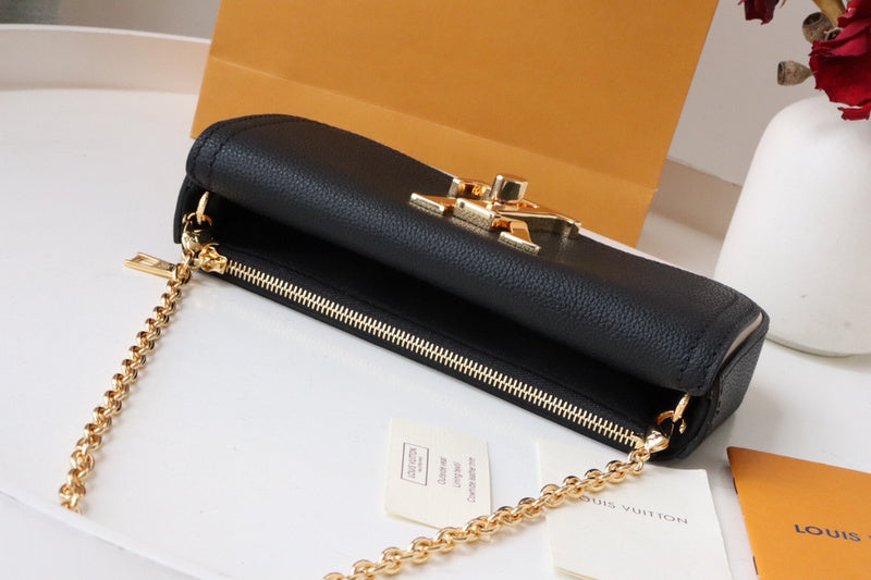 Fan Fashion Lu-Vi Bags - 16825