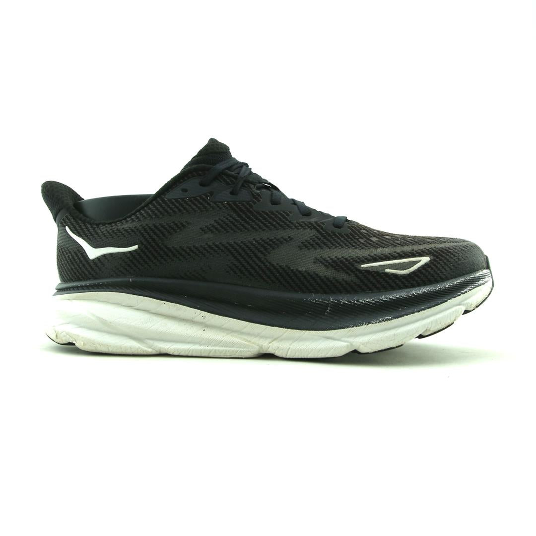 HOKA ONE ONE CLIFTON 9