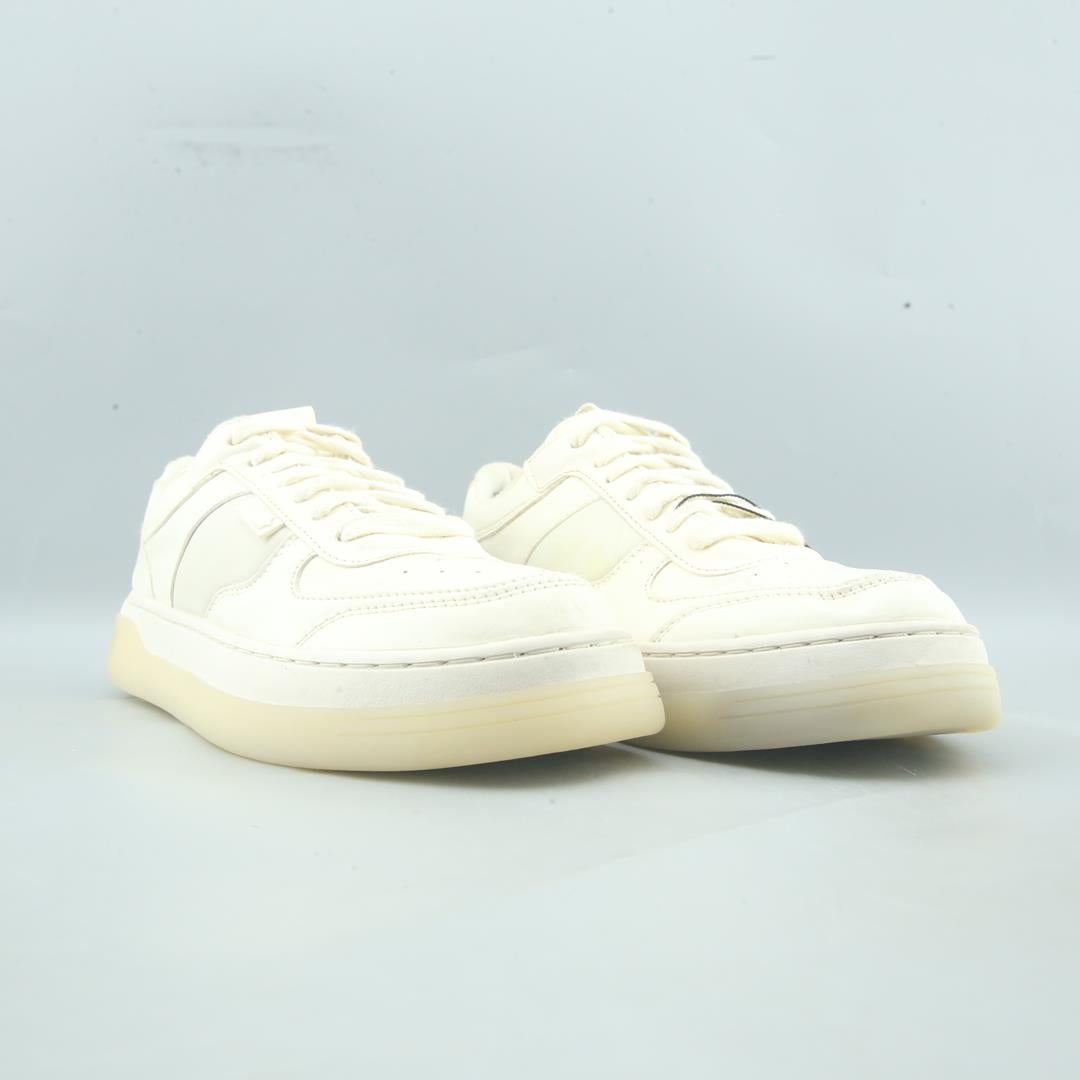 ZARA. .