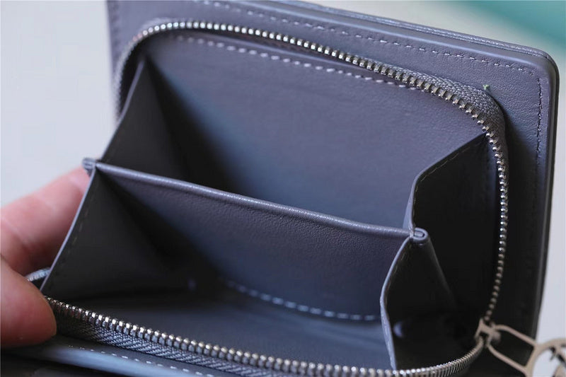 Fan Fashion Lu-Vi bags - 8802