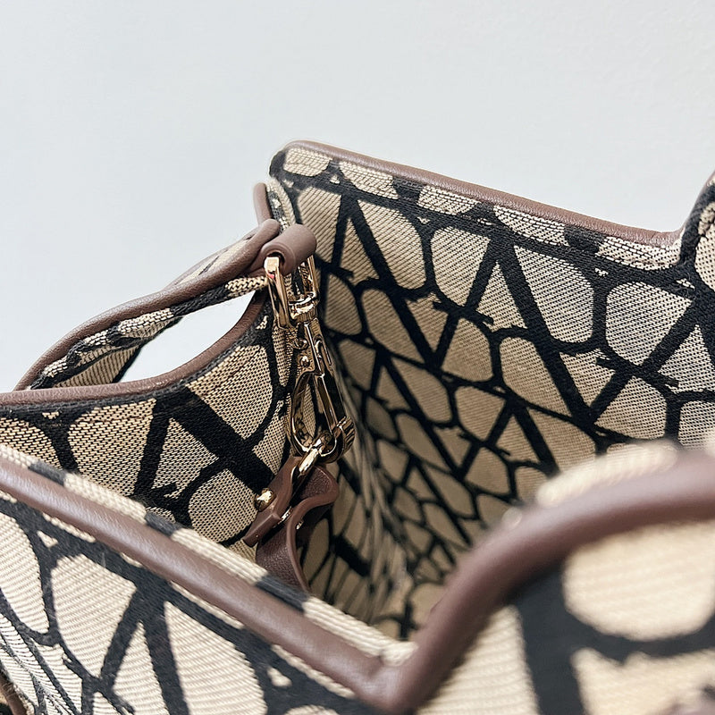 VAL LUXURY BAGS - FOR FASHION LOVERS  AFFORDABLE LUXURY BAGS- 607