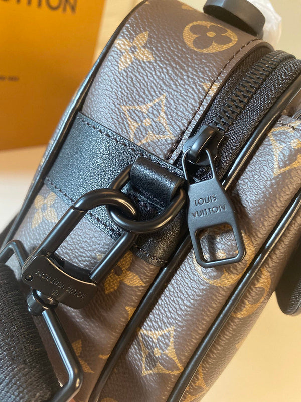 Fan Fashion Lu-Vi bags - 17526