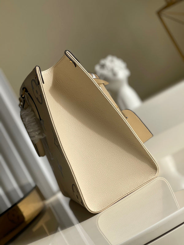 Fan Fashion Lu-Vi bags - 17692