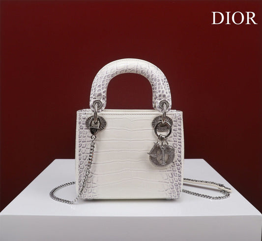 Amelia- DYOR BAGS - DESIGNER HANDBAGS  - 1755