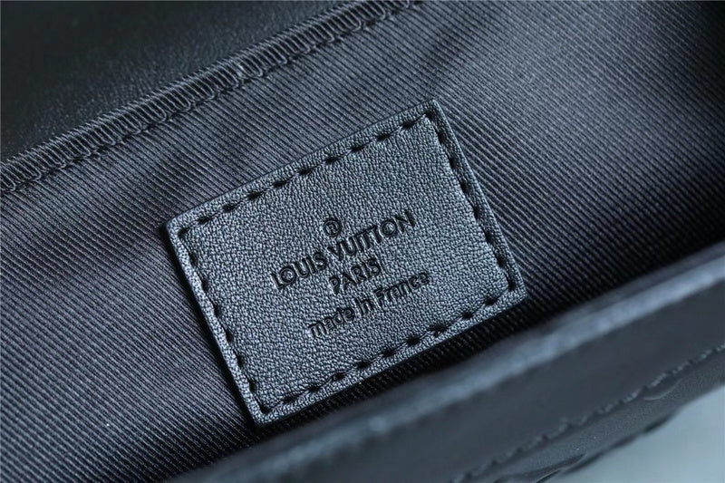 Fan Fashion Lu-Vi bags - 9620