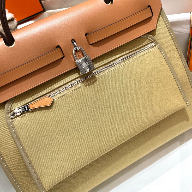 Amelia - HMS Bags - 1702
