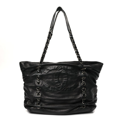 Amelia Lambskin Timeless Sharpei Chain Shoulder Bag Black