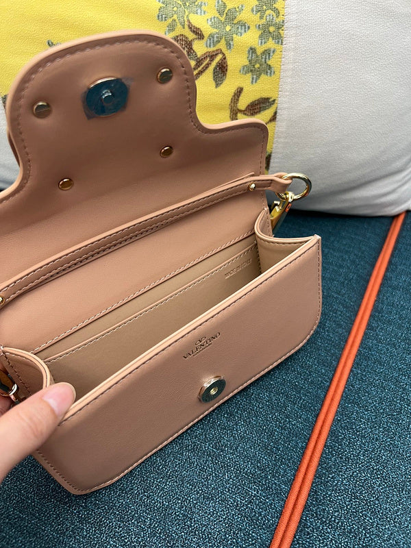 Amelia's Bag Gallery - VEL Bags - 249