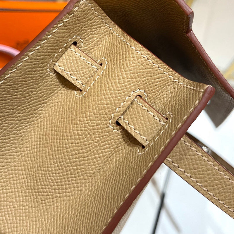 Amelia - HMS Bags - 1703