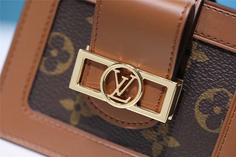 Fan Fashion Lu-Vi bags - 9197