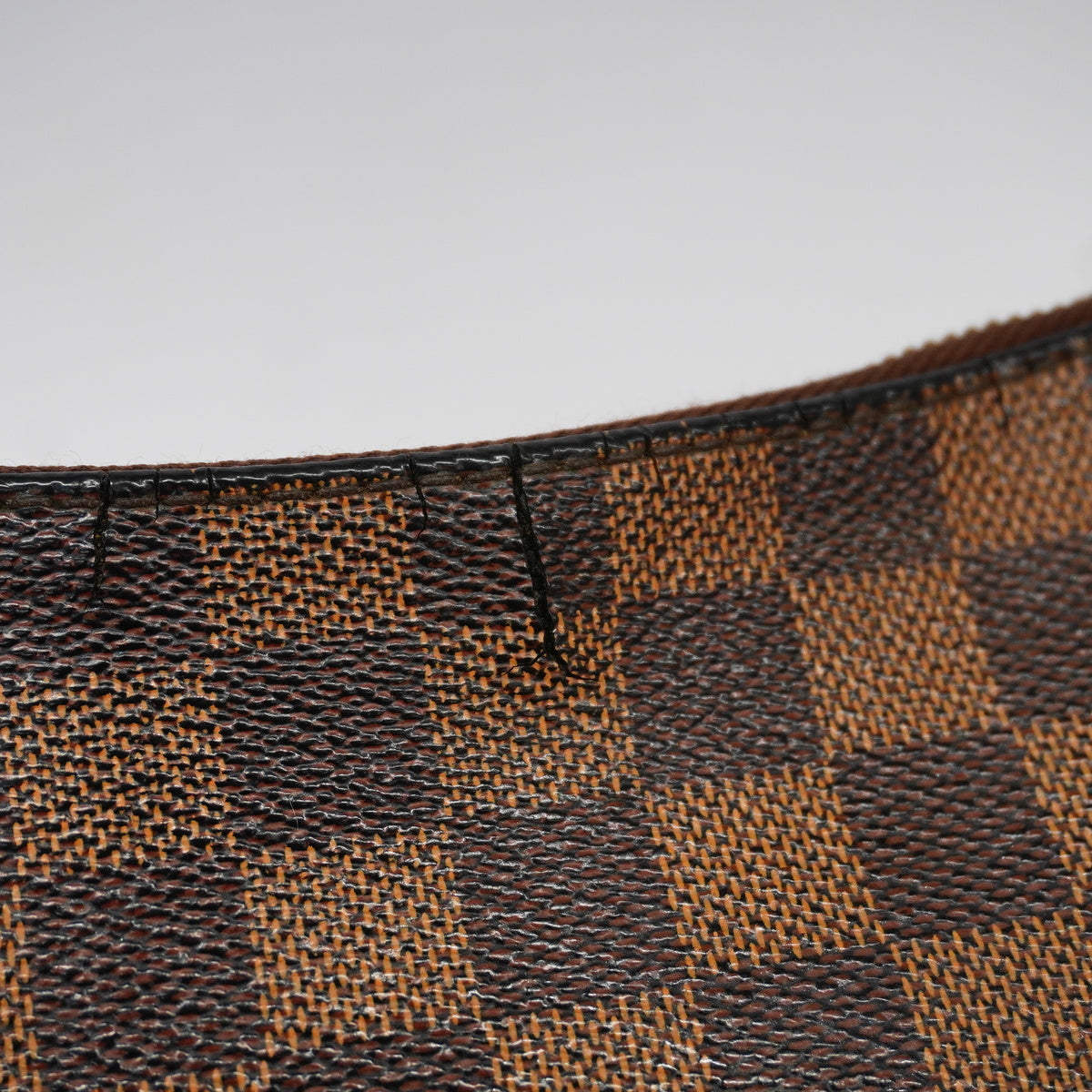 Louis Vuitton Shoulder Bag Damier Bloomsbury PM