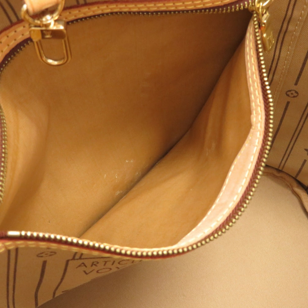 Louis Vuitton Monogram Neverfull MM Tote Bag