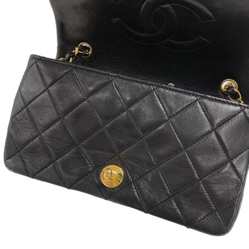 Chanel Matelasse Gold Lambskin Shoulder Bag Black