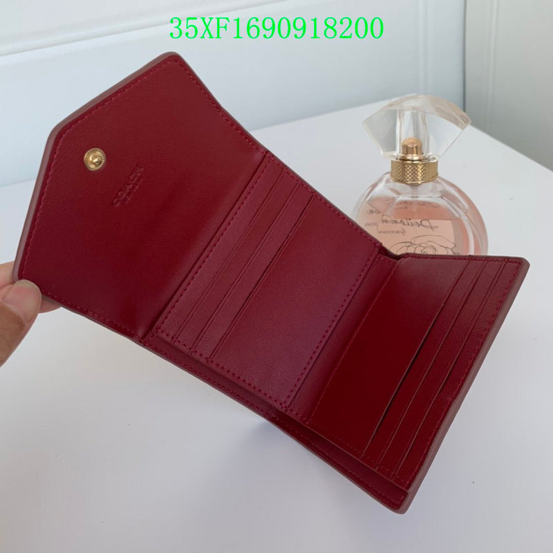 Amelia - CAH Wallet - 089