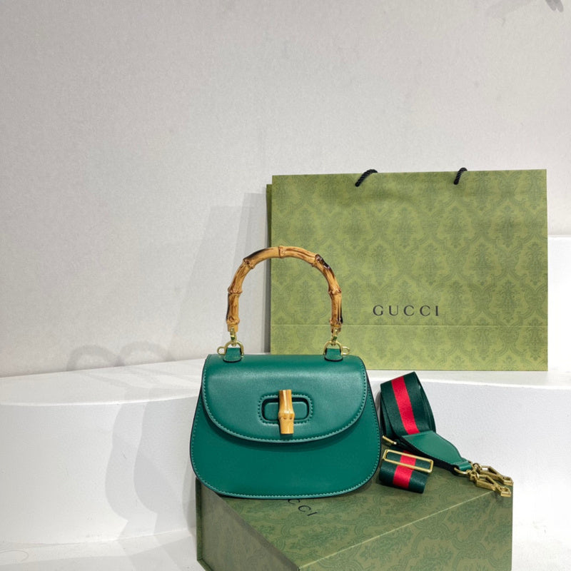 Amelia- GCI Bags - 2007