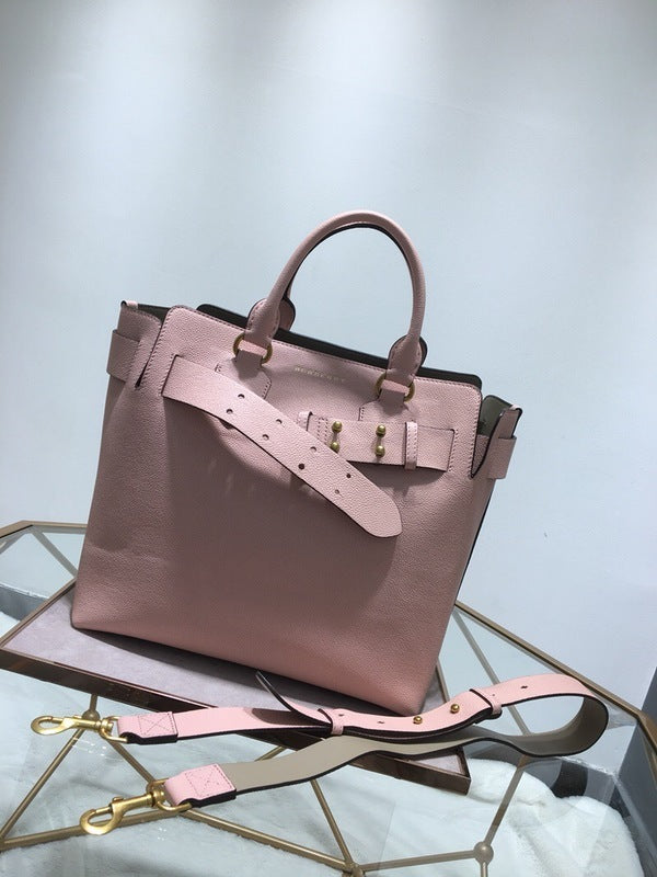 Burberry Bags - Bagsattire   371