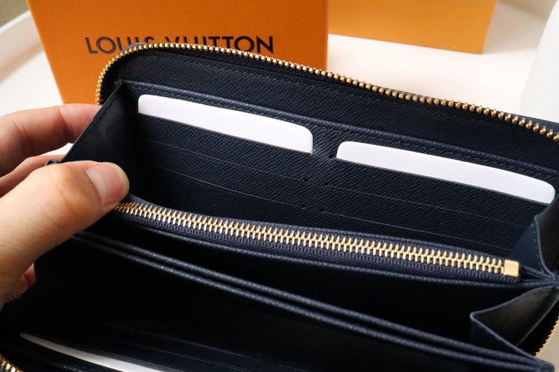 Amelia- LOV  Luxury  Wallets - 621