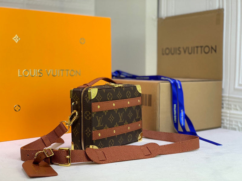 Fan Fashion Lu-Vi bags - 17496