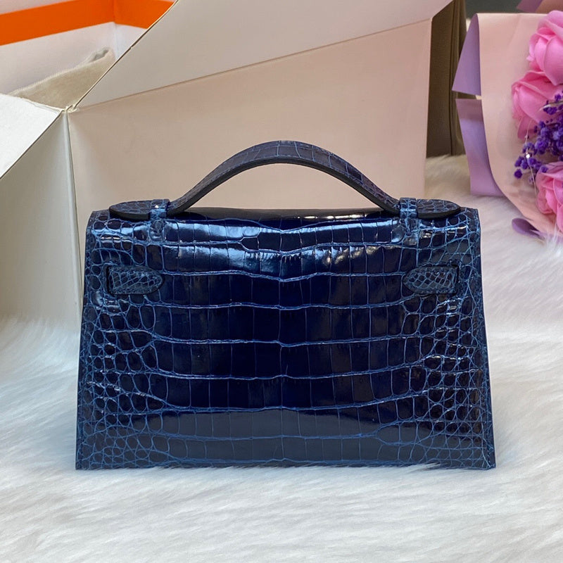 Amelia - HMS Bags - 1686