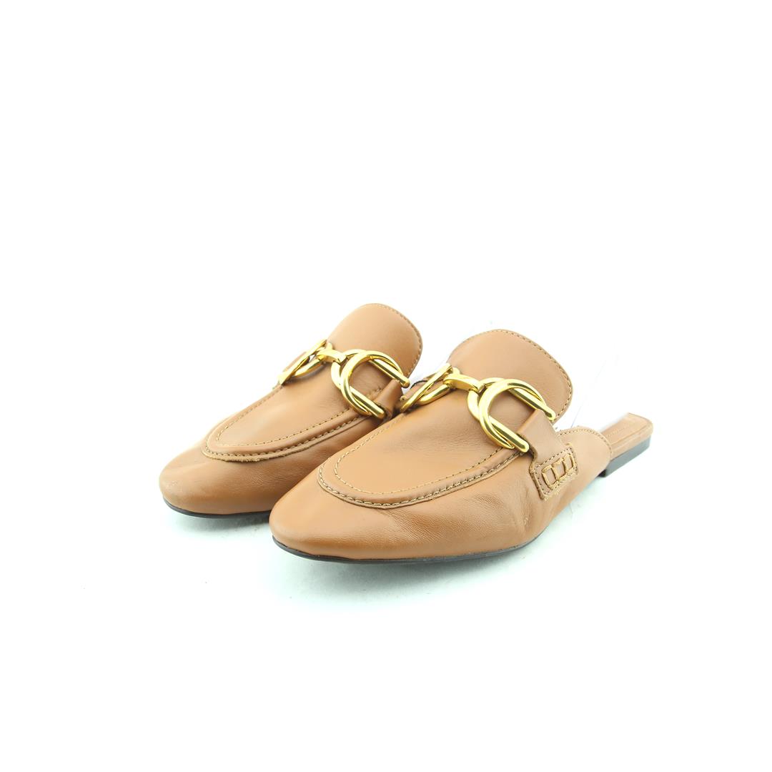 ZARA. .