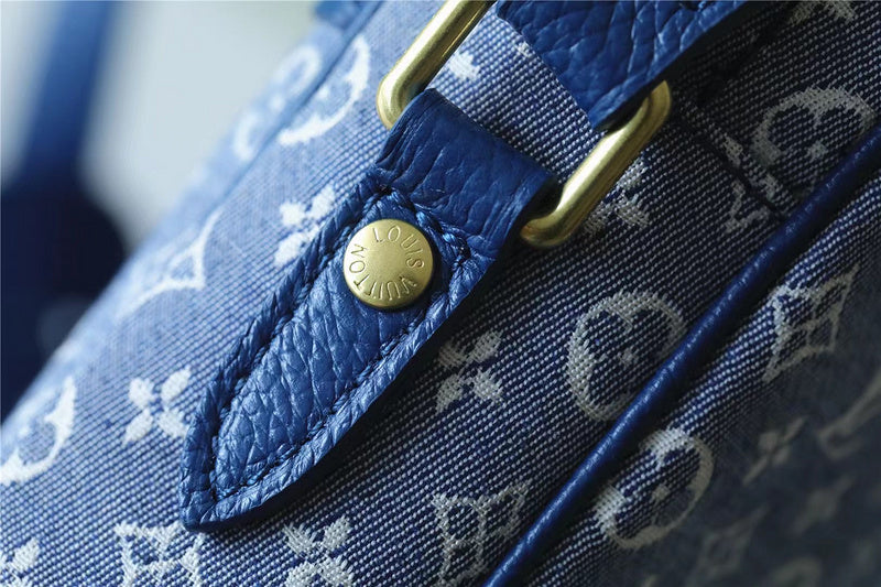 Fan Fashion Lu-Vi bags - 9900