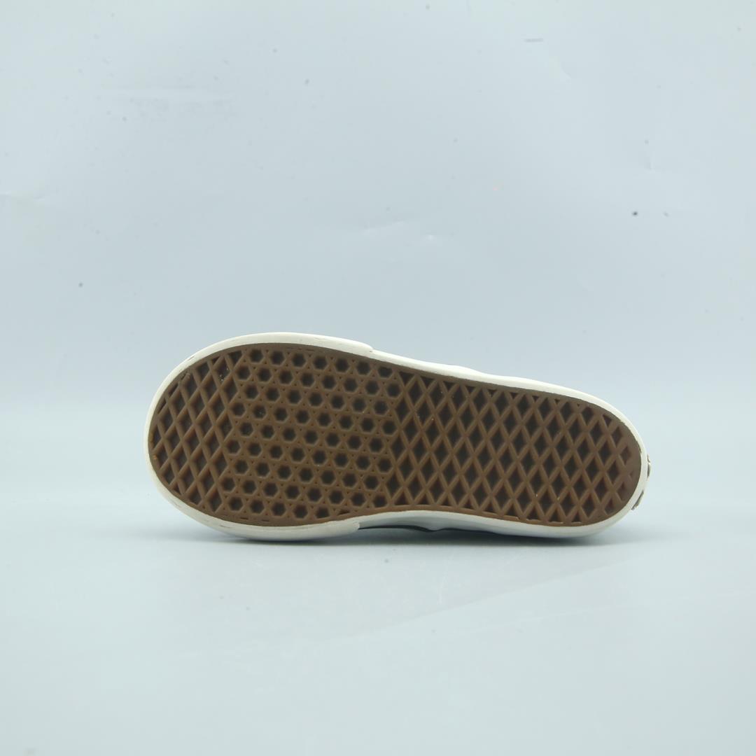 VANS AUTHENTIC