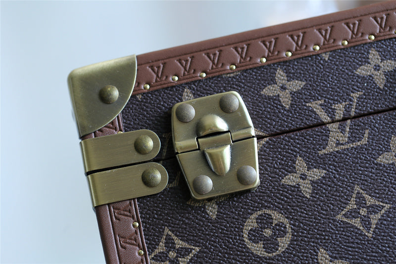 Fan Fashion Lu-Vi bags - 9512