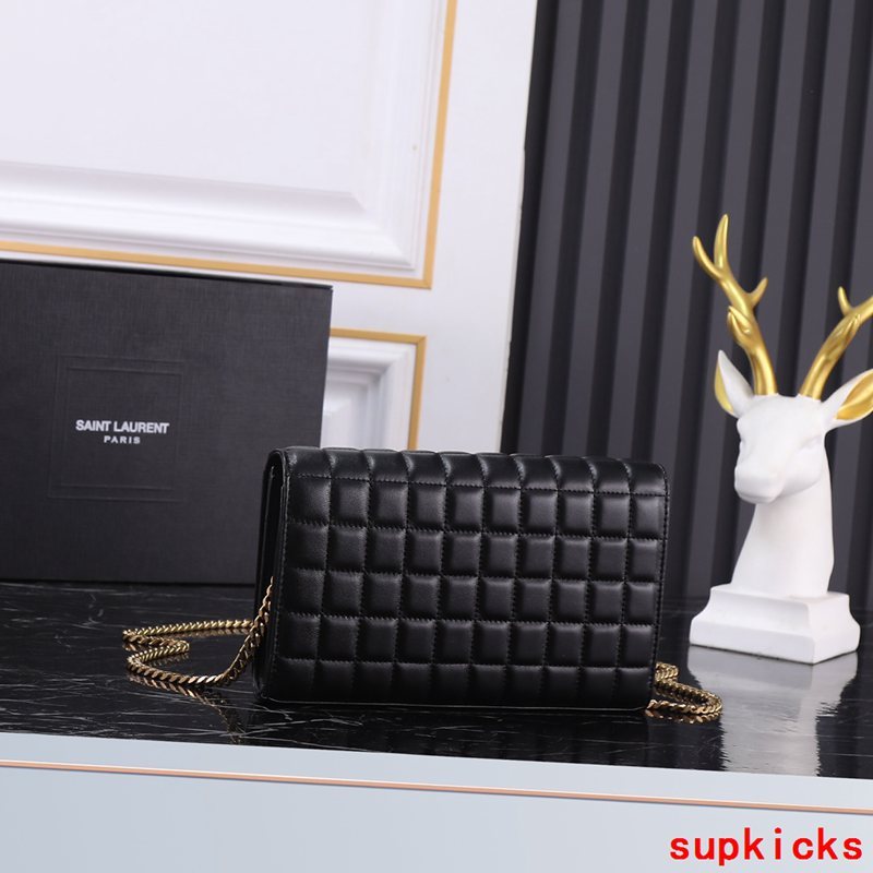 Amelia- Mix Wallets - 789