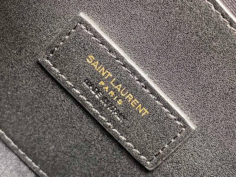 Amelia - YSL Bag - 4146