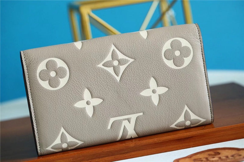 Fan Fashion Lu-Vi bags - 8928