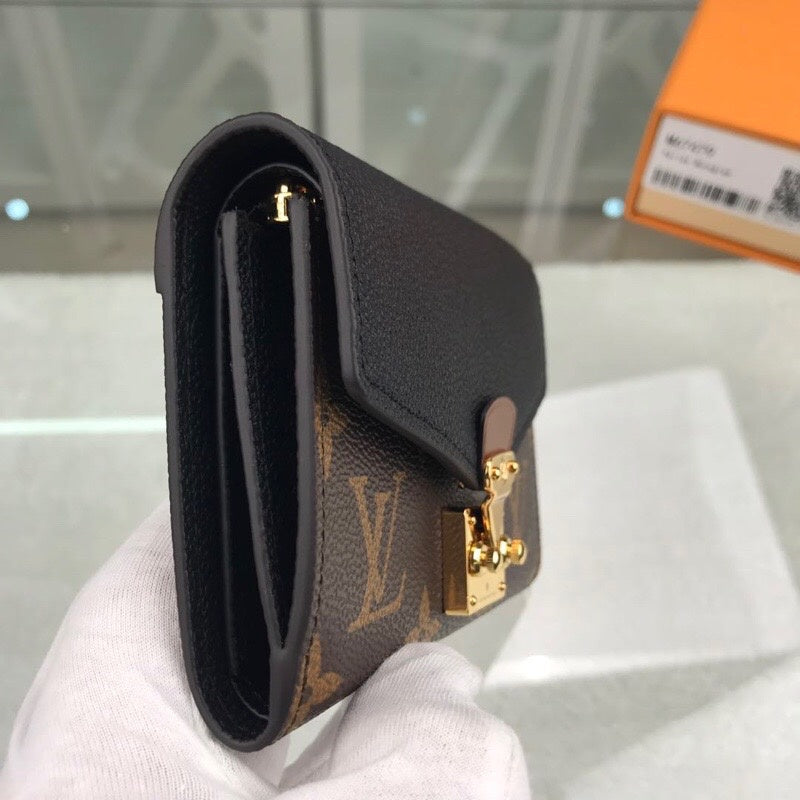 Fan Fashion Lu-Vi bags - 9123