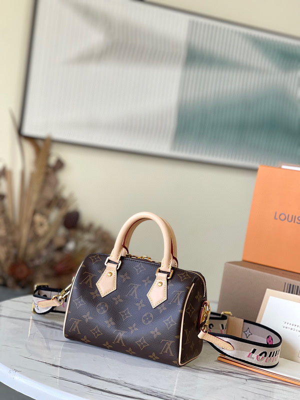 Fashion Lu-Vi bags - 4463