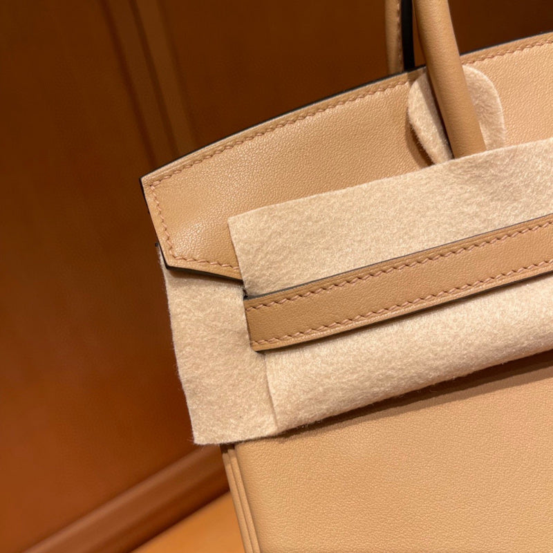 Amelia - HMS Bags - 1737
