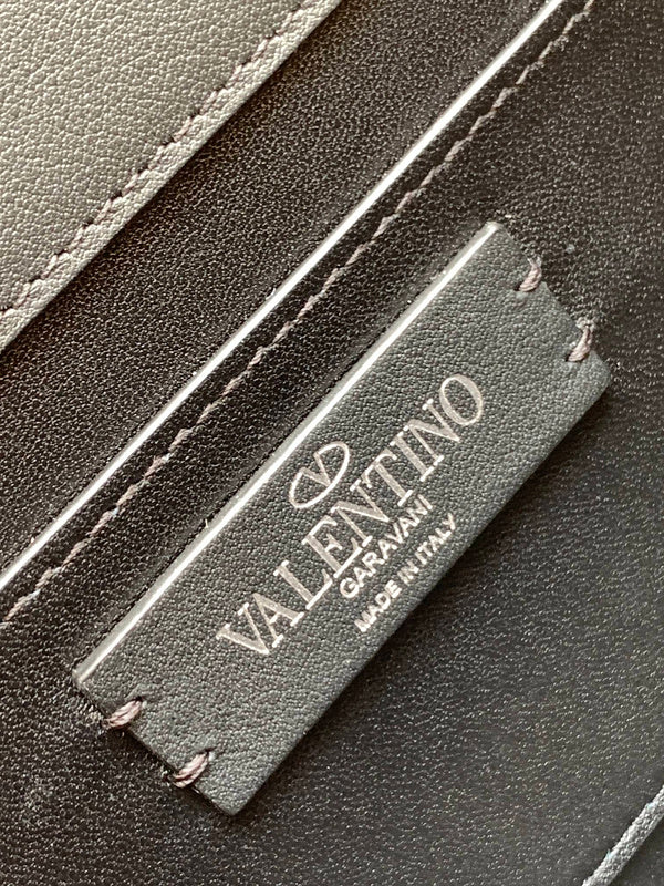 Amelia's Bag Gallery - VEL Bags - 218