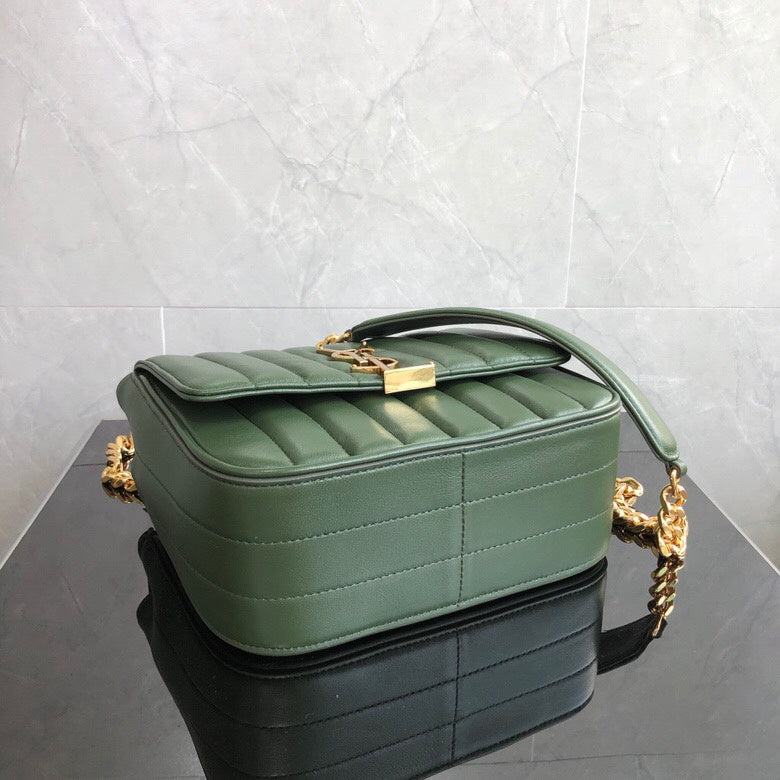 Amelia - YSL Bag - 4055