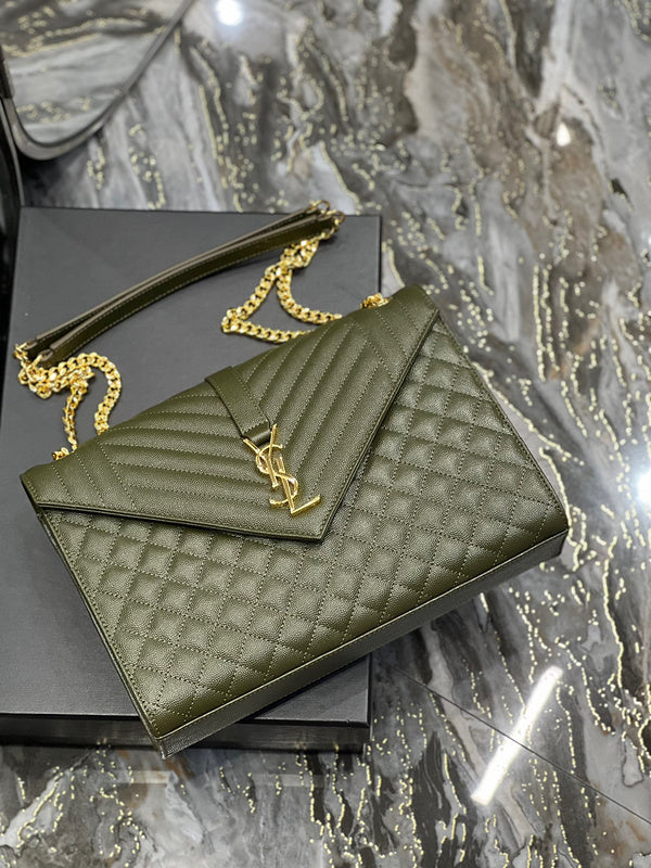Amelia - YSL Bag - 1883